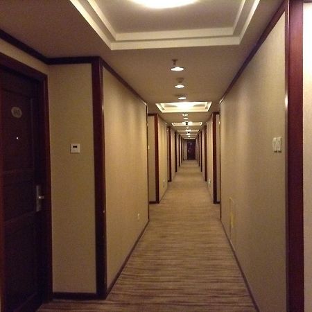 Shenzhen Gold Hotel Exterior photo